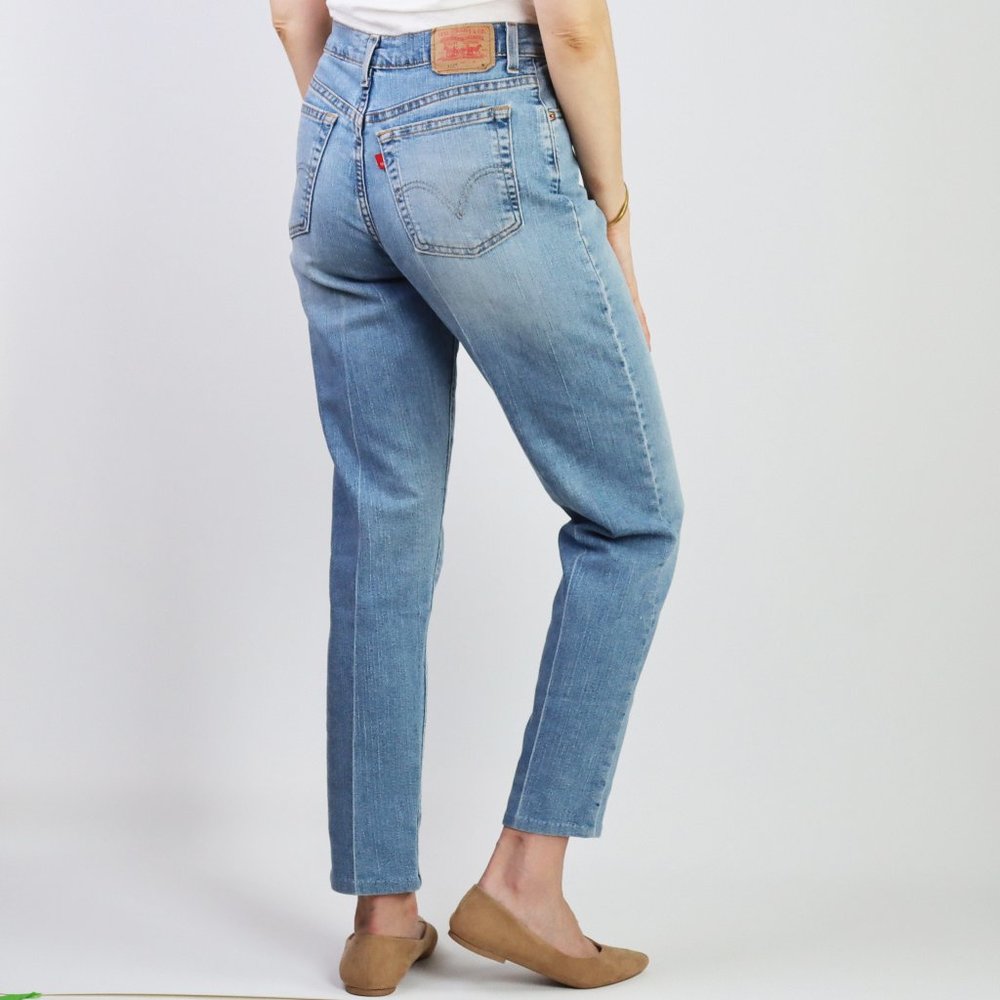 Levis 512 Vintage Mom Jeans Pleated Straight Leg 30 Relaxed Faded Distressed